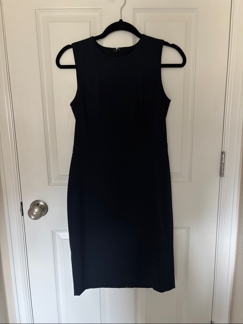 Ann Taylor Navy Blue Sleeveless Midi Sheath/Suit Dress